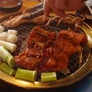 숯불에 구운닭 이미지