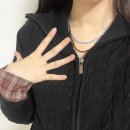 데일리로 착용하기 좋은 비즈 레이어드 목걸이 시드샌즈