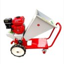 볏짚농장 | 제초와 가축사료 준비를 한 번에 해결하는 볏짚절단기