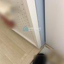 광교휴먼시아41 | 광교 41단지 51형 현관 중문, 기둥 보강으로 넓게 만든 화이트 3연동 중문