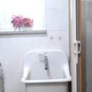 휴양림 관리사무소 화장실 이미지