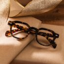 케리어안경 이미지