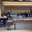 아송빌딩 | 광주 충장로 카페, 베이글 맛집 I 광주 카페 I 일이일오 본점