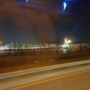 다행히 셔틀버스를 탔다.... 1분 늦어서 웰리힐리행 저녁7시30분 예약버스를 놓쳤다.ㅠㅠ 오토바이타고 달려가서라도 탈려고...상황실로 전화... 십분동안 숨막 이미지