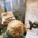 닥종이인형 | 박성희 작가의 닥종이 인형전 ― 말없는 귀환 용문산 자락 에서 만난 눈물의 온기, 한지 로 빚은 인생의...