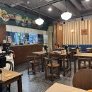 양재역 2번출구 뒤 이미지