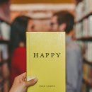 풀잎 위의 이슬 이미지