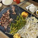 돼지와유황오리 이미지