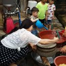 초가집 농장 이미지