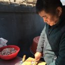 포사(봉정2리) 경로당 | ‘맛의 방주’ 오른 우어회, 찰떡 같은 홍어…50년 역사