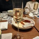 벚꽃 핀 석촌호수 뷰가 좋은 호텔 뷔페 - 소피텔 앰배서더 서울 페메종