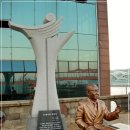 현인 동상 이미지