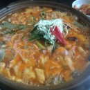 강변메기매운탕