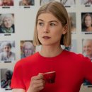 I Care A Lot 이미지