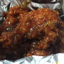 비비큐 치킨 이미지