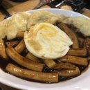노란떡볶이 이미지