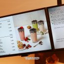 버스정류장 05-062 | 광주 충장로 맛집 흑화당 디저트 카페 흑당 버블 밀크티, 밀크티 버블 아이스크림, 장미 버블 밀크티...
