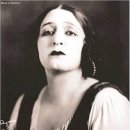 Italian soprano무치오(Muzio, Claudia, 1892 ~ 1936) 사진 | Per amor di Gesù porgete il core 이미지