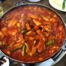 돼지랑찌개랑 - 미추홀구 석바위로 75 | 돼지랑찌개랑