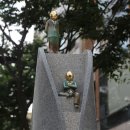 수제화골목 조형물 이미지