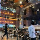 [데블스도어] 코엑스 단체모임하기 좋은 맥주와 치킨, 피자가 맛있는 대형 펍