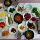 우렁쌈밥 이미지