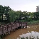 하늘빛호수 이미지