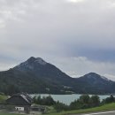 요한성당 앞 | 할슈타트와 몬트제의 미카엘 성당(영화 사운드 오브 뮤직의 결혼식 장면 촬영지)