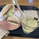 4월 둘째주 일상 - 중앙대 맛집 하꼬멘, 등촌칼국수, 카페 리홀릭, 커피나무 랩