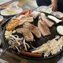 가마솥에생삼겹 이미지