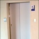 종합운동장 화장실(장애인화장실) 이미지