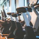 실내 근력운동 이미지