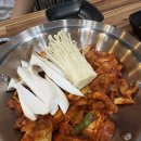 뚱땡이네 | 김제맛집 뚱땡이네 방문후기 | 제육볶음, 반찬 셀프라 만족도 높았던 식사