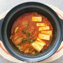돼지랑김치랑 이미지