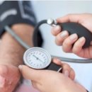 고혈압·저혈압 원인과 증상, 나이별 정상 수치와 관리 방법 총정리 보러가기 이미지