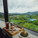 사암1리 마을회관 | 춘천뷰카페 - 커피가 맛있고 통창뷰가 멋진 카페로떤느 가족여행 방문 후기와 가는 길