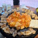김치무쇠솥뚜껑삼겹살