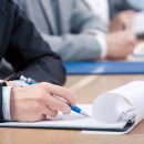 괴롭힘 신고했더니 부당한 조치…회사에 손해배상 청구 가능할까? 이미지