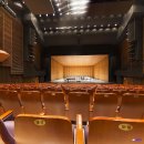 충무아트센터 대극장 이미지