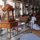 19/04/23 Bishops call for restraint after Sri Lanka terror attacks - Concern grows that govt failed to act on intelligence reports that indicated bomb 이미지