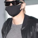 '비매너 흡연' 논란 RM, 무표정한 얼굴로 인천공항 출국﻿ 이미지