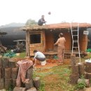 초가집 농장 이미지