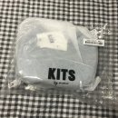 키츠 KITSCH | [엠오엠씨키츠] KITS 하프 라운드 백 블루 숄더백 리뷰
