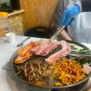 정돈솥뚜껑삼겹살 이미지