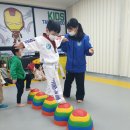 레인보우 태권도장 이미지