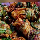 나눠서담는 김장김치 이미지