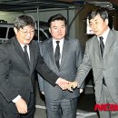 위로 이미지