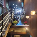 버스정류장 07-070 | 2024년 1월 전시회 홍대 미디어아트 전시회 띠아트 [반고흐 인 서울]