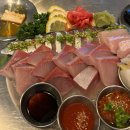[서울대입구역 맛집]겨울철 방어 맛집 초록문, 기름기 좔좔 고등어회까지! 내돈내산 후기