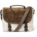 세탁하는 남자들 이미지